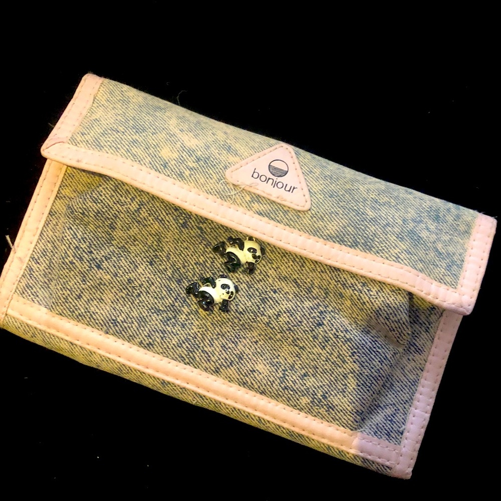 Vintage wallet